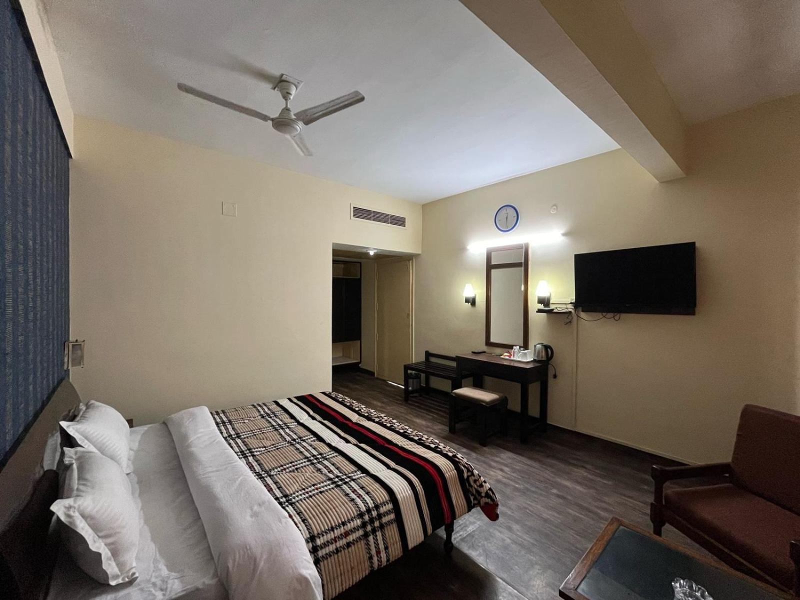 Gautam Hotel Váránaszi Kültér fotó