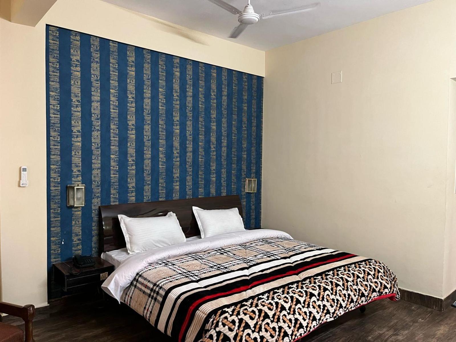 Gautam Hotel Váránaszi Kültér fotó