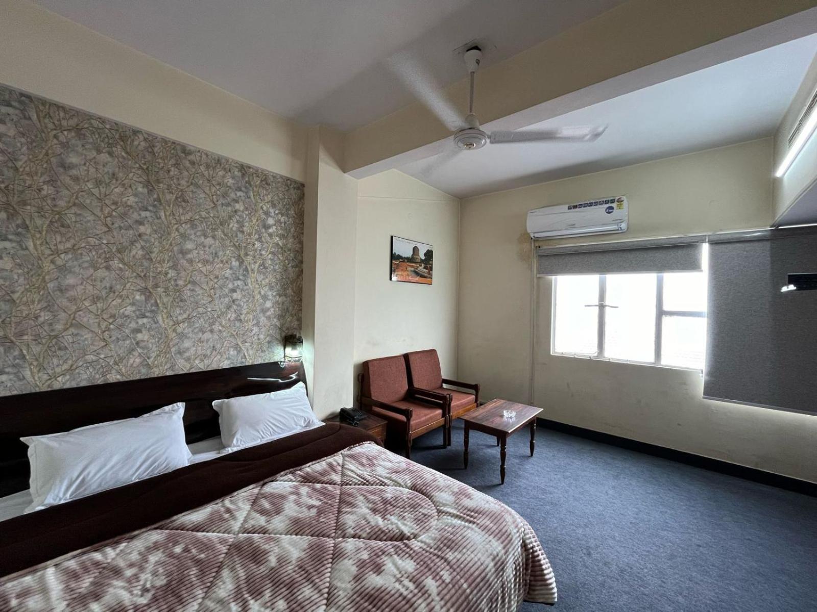 Gautam Hotel Váránaszi Kültér fotó